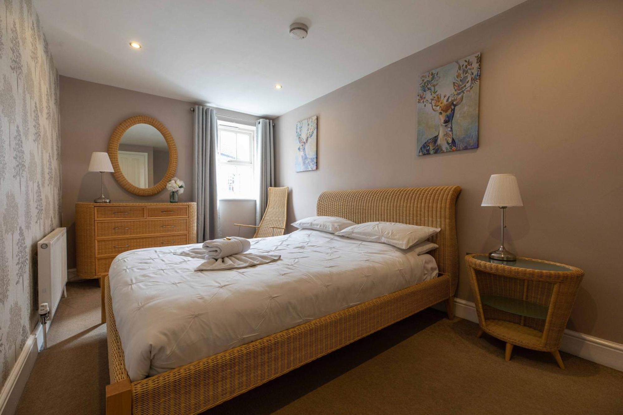 Regent House Apartment *